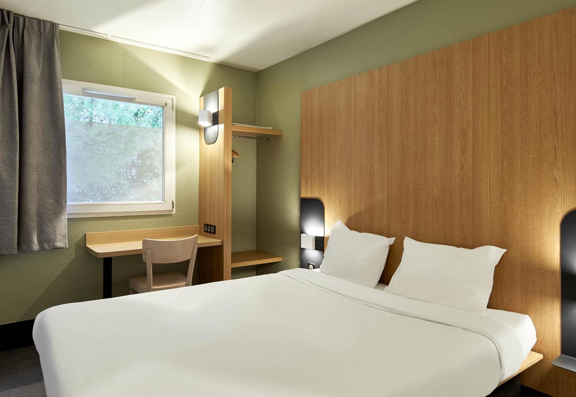 B&B Hotel Evry Lisses 2 Kültér fotó